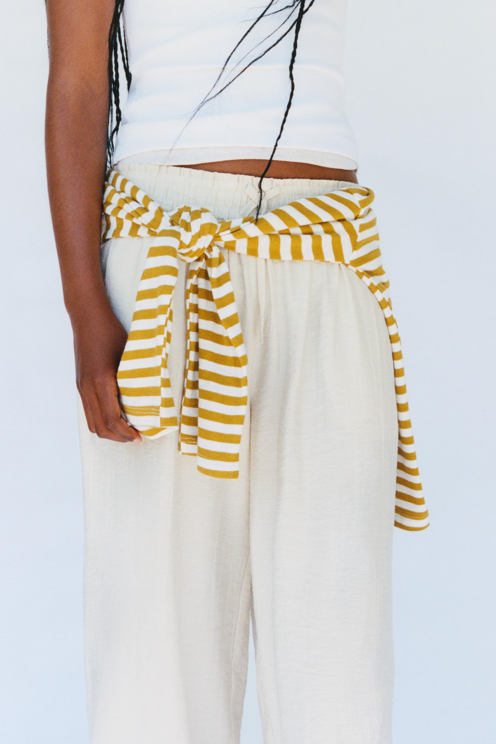 PANTALON À JAMBES LARGES EFFET FROISS